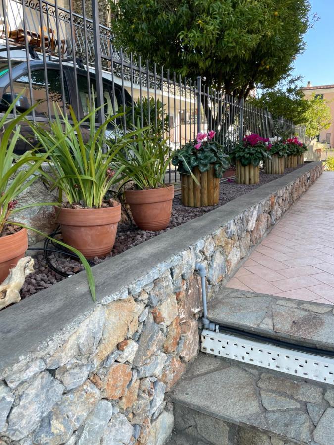 Apartment Aurora & Nicole Ideal Per Biker Con Terazza Vista Mare Parcheggio E Wi-Fi Gratuiti Pietra Ligure Zewnętrze zdjęcie