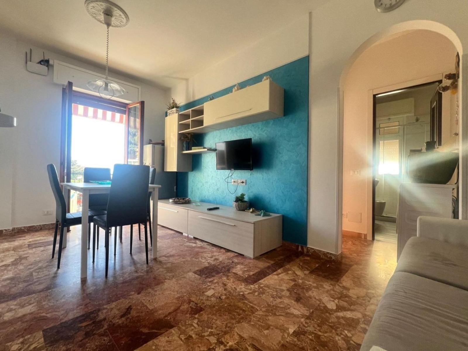 Apartment Aurora & Nicole Ideal Per Biker Con Terazza Vista Mare Parcheggio E Wi-Fi Gratuiti Pietra Ligure Zewnętrze zdjęcie