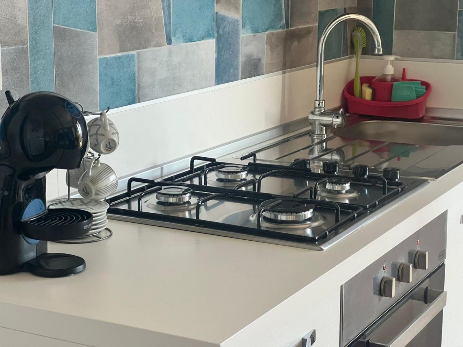 Apartment Aurora & Nicole Ideal Per Biker Con Terazza Vista Mare Parcheggio E Wi-Fi Gratuiti Pietra Ligure Zewnętrze zdjęcie