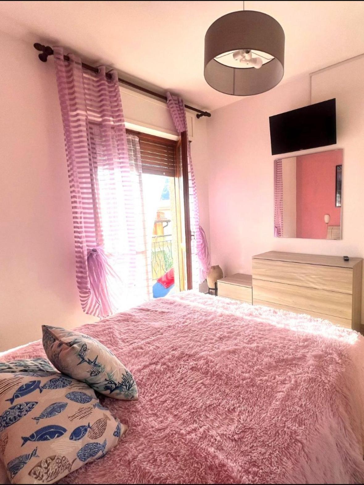 Apartment Aurora & Nicole Ideal Per Biker Con Terazza Vista Mare Parcheggio E Wi-Fi Gratuiti Pietra Ligure Zewnętrze zdjęcie