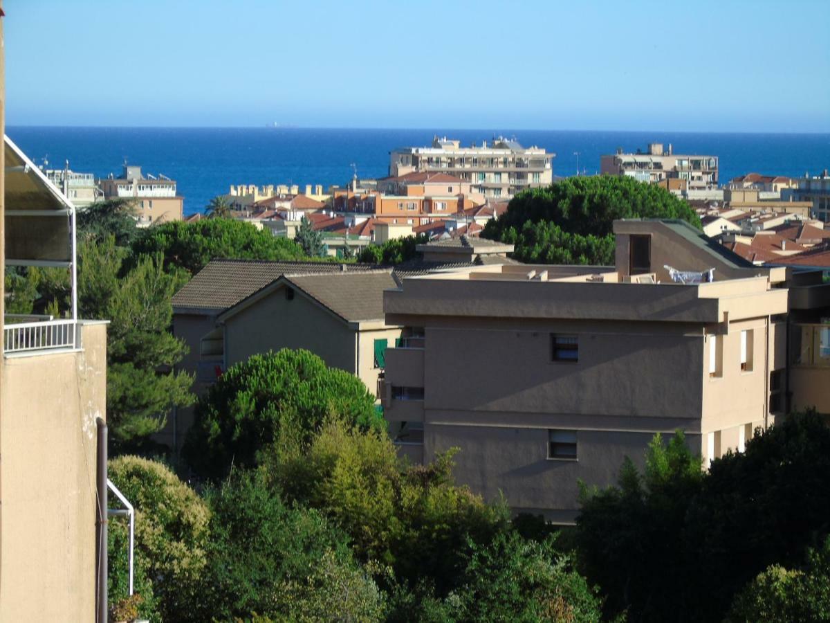 Apartment Aurora & Nicole Ideal Per Biker Con Terazza Vista Mare Parcheggio E Wi-Fi Gratuiti Pietra Ligure Zewnętrze zdjęcie
