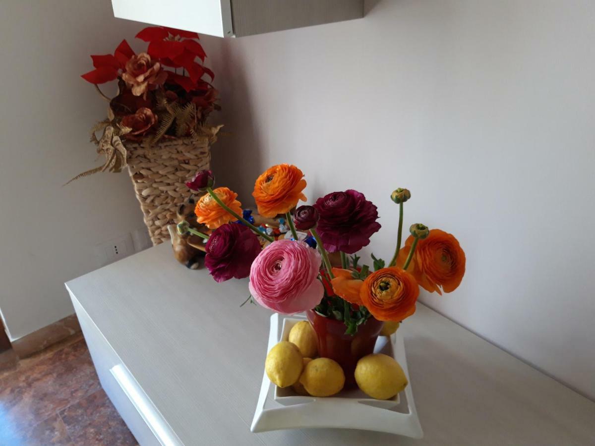 Apartment Aurora & Nicole Ideal Per Biker Con Terazza Vista Mare Parcheggio E Wi-Fi Gratuiti Pietra Ligure Zewnętrze zdjęcie